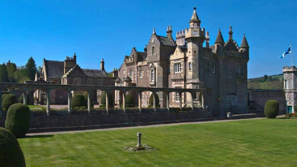 Abbotsford House