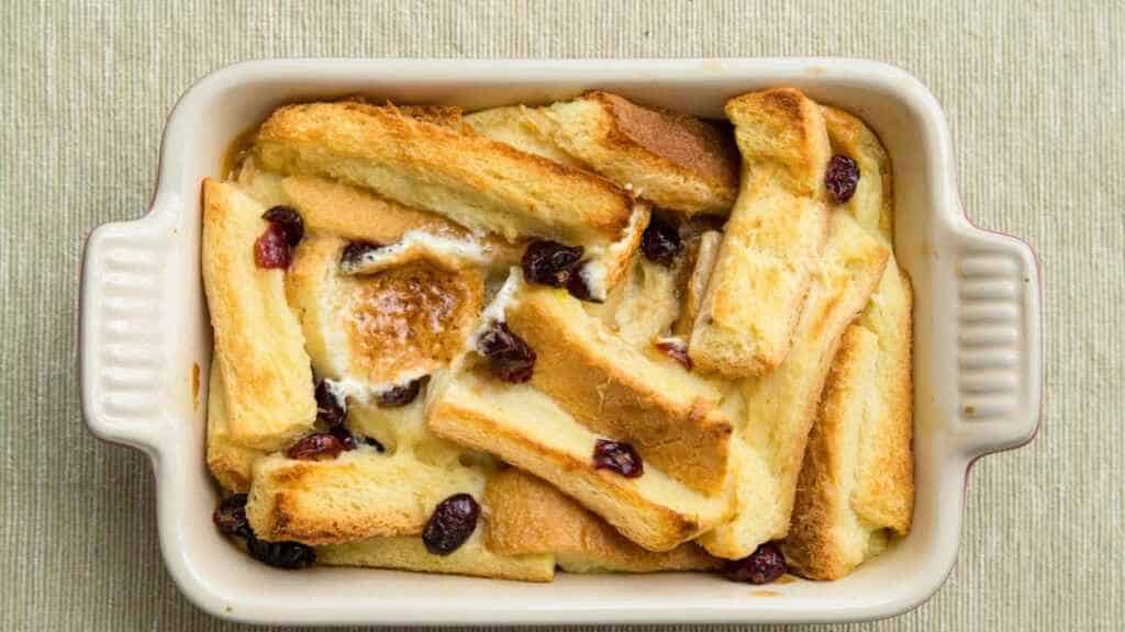 Baked bread pudding